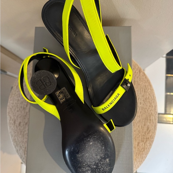 Balenciaga Afterhour One-Strap Sandals Women's - Picture 3 of 4